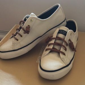Sperry shoes